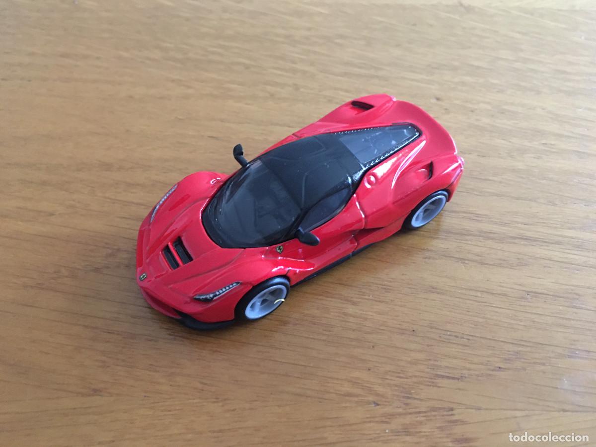 Coches a escala Hot Wheels: Coche hot wheels premium LaFerrari.