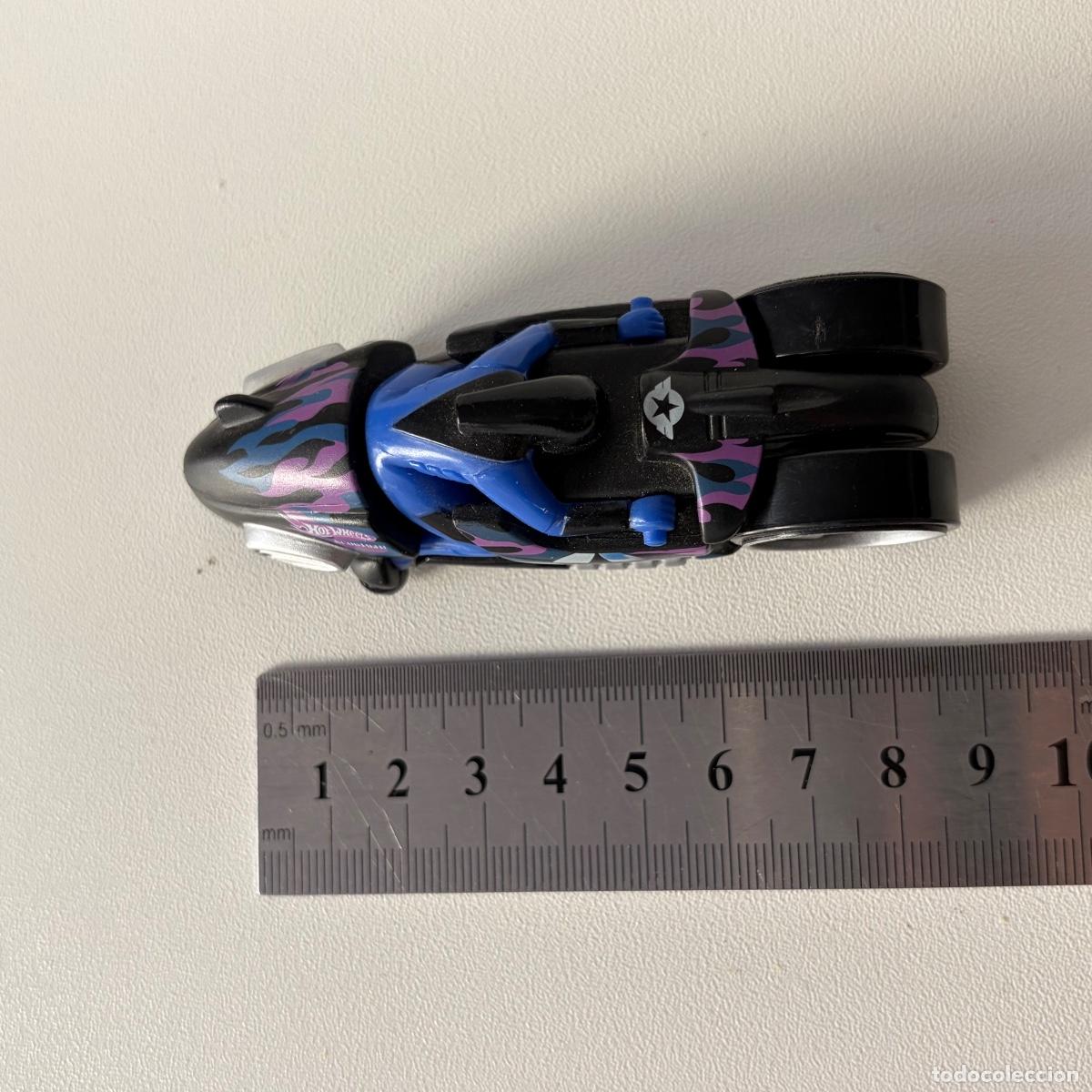 Coches a escala Hot Wheels: Moto Hot Wheels Thunder Cycles Pull-Dog Combat Force 2004 - Foto 2