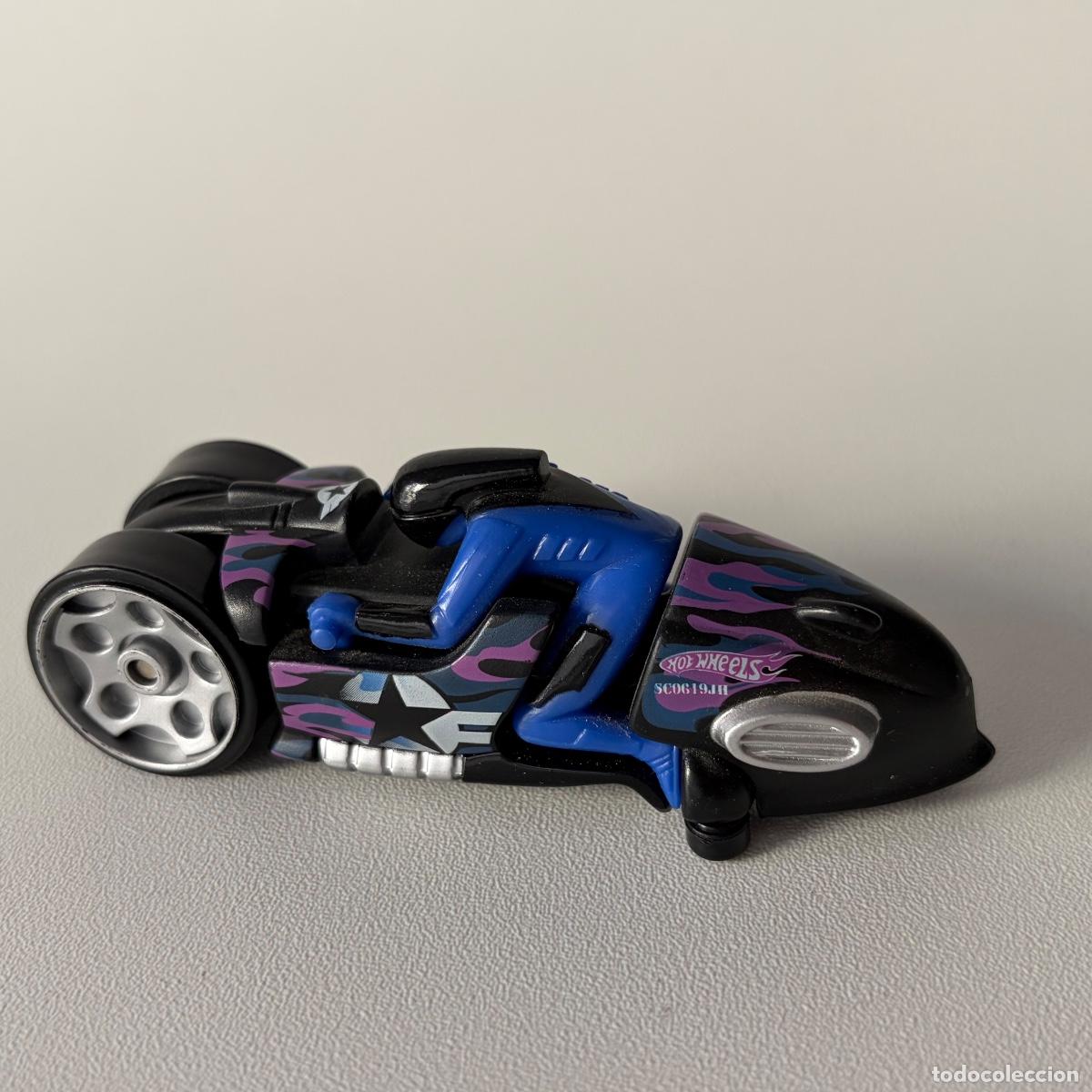 Coches a escala Hot Wheels: Moto Hot Wheels Thunder Cycles Pull-Dog Combat Force 2004 - Foto 4