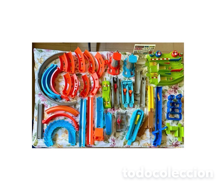 Coches a escala Hot Wheels: Circuito Hot Wheels Mario Kart GCP27 original de Mattel de 2019.