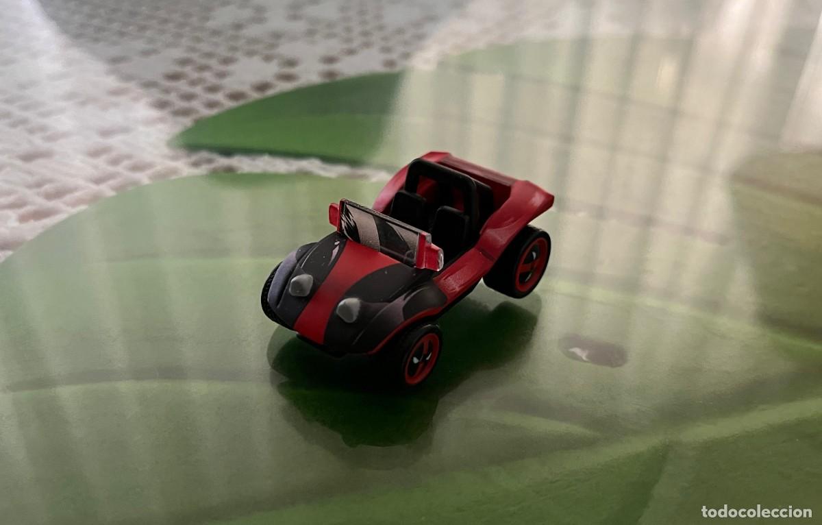Coches a escala Hot Wheels: Spider Mobile Dead Buggy Deadpool Hot Wheels Premium Marvel