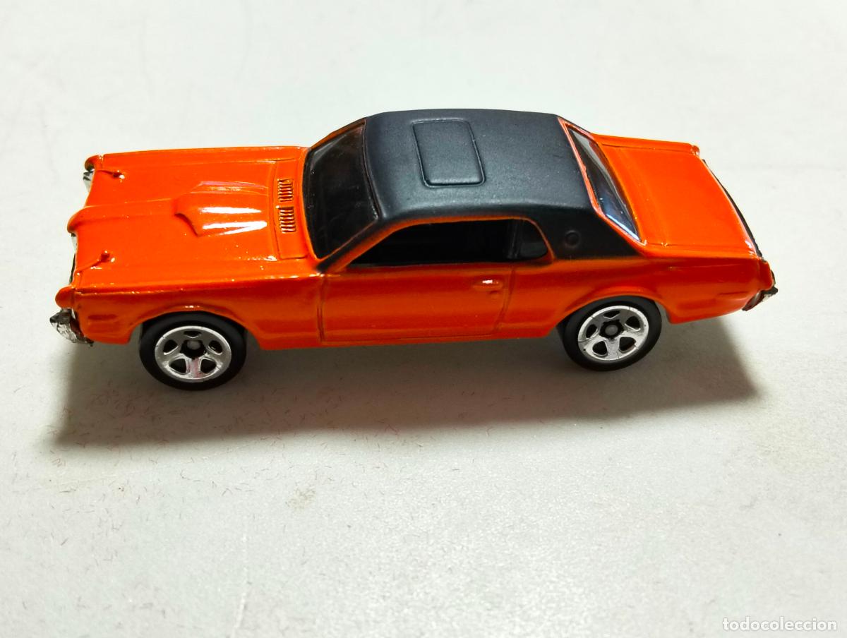 Coches a escala Hot Wheels: COCHE HOT WHEELS, MODELO COUGAR DE MATEL, MEDIDAS 7,5 X 2,8 X 2 CM