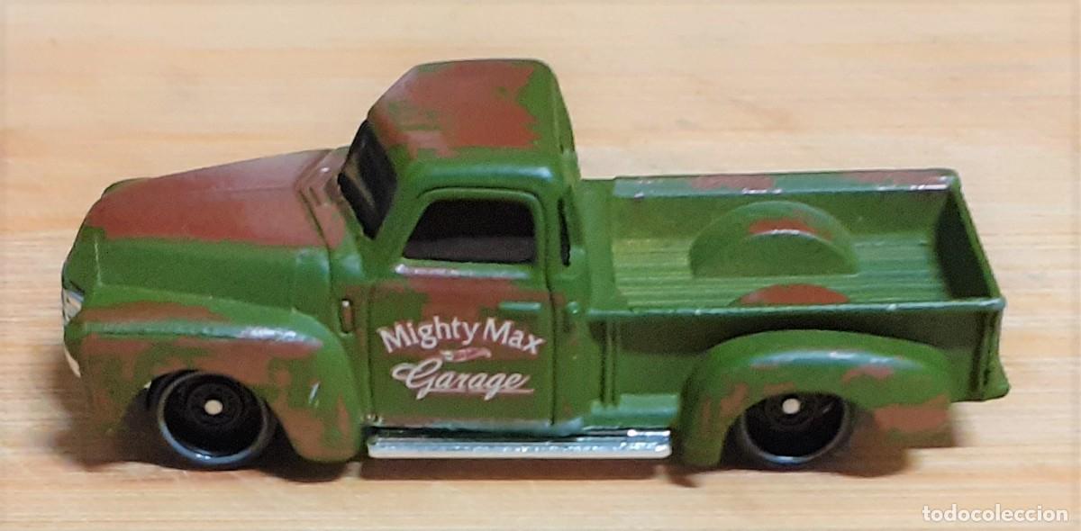 Coches a escala Hot Wheels: COCHE HOT WHEELS '52 CHEVY TM GM