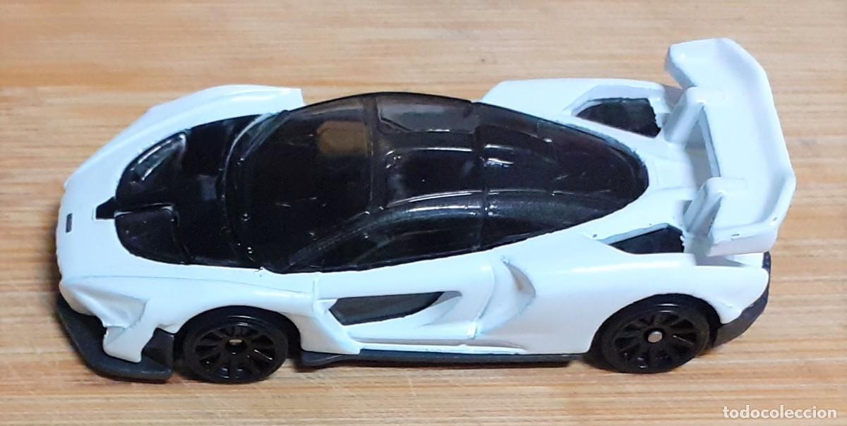 Coches a escala Hot Wheels: COCHE HOT WHEELS MCLAREN SENNA FYB46
