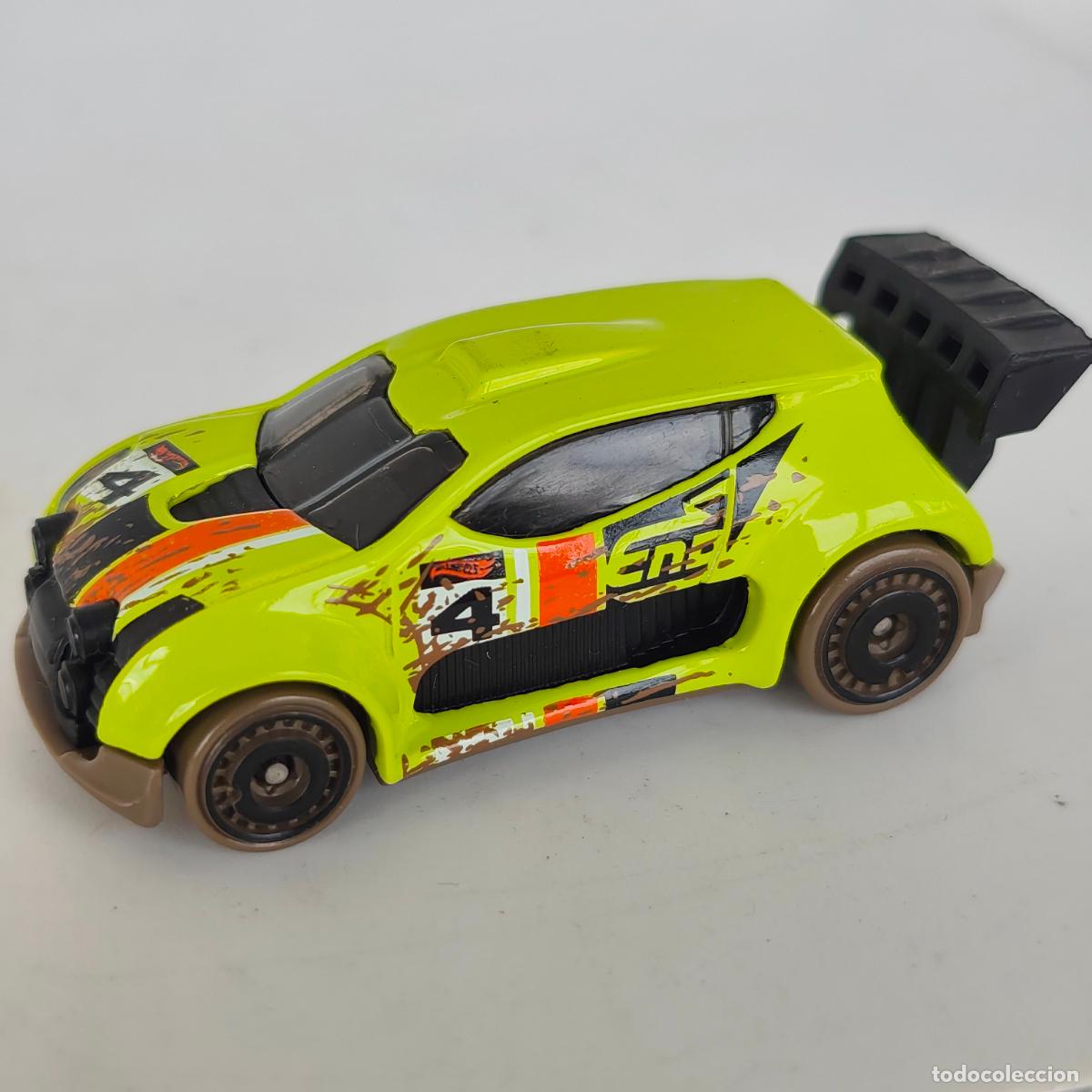 Coches a escala Hot Wheels: Hot Wheels 2023 Mystery Models Series 3, Fast 4WD