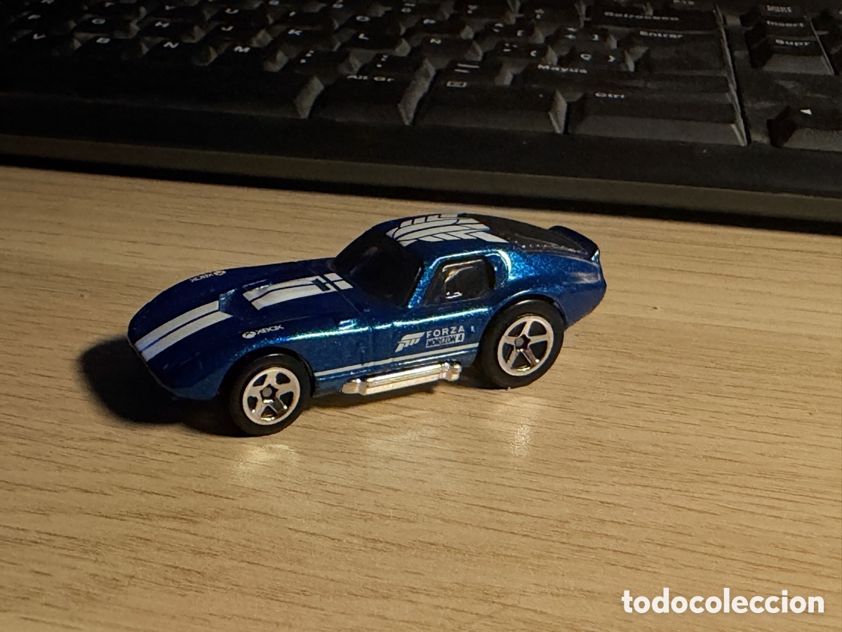 Coches a escala Hot Wheels: Hot Wheels Shelby Cobra Daytona Coupe Forza Horizon 4 1:64