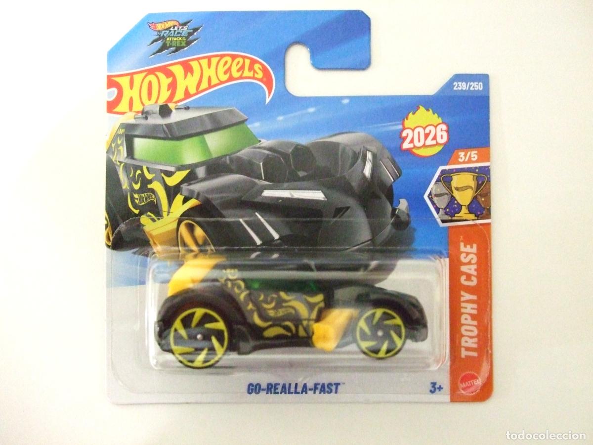 Coches a escala Hot Wheels: GO-REALLA-FAST HOT WHEELS MATTEL NETFLIX LET&acute;S RACE ATTACK OF THE T-REX TROPHY CASE 3/5 2026 1:64