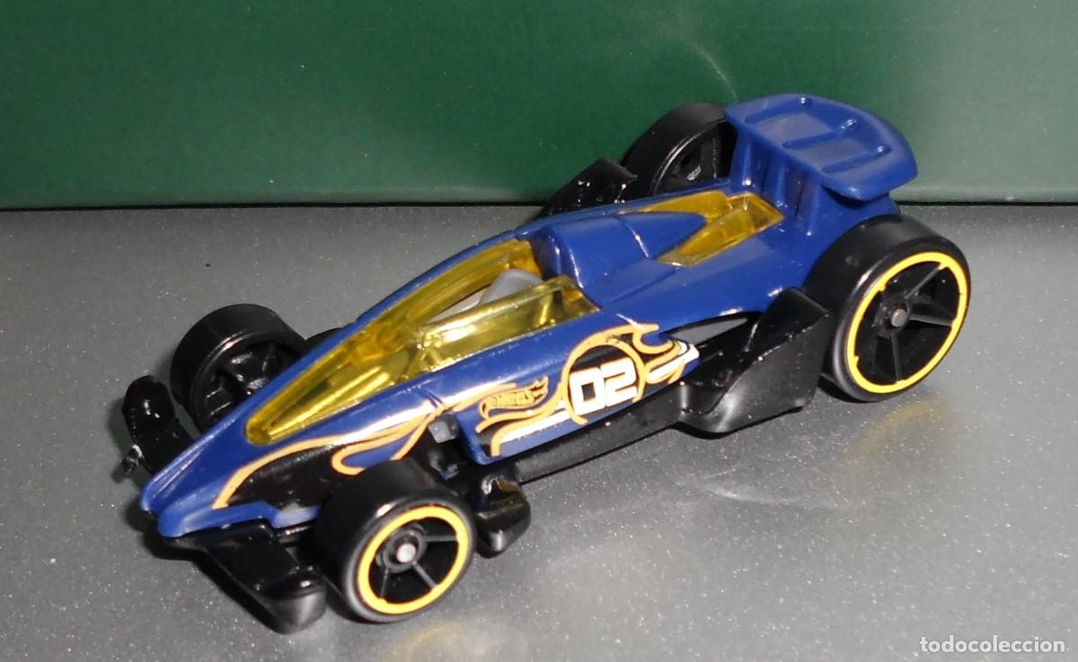 Coches a escala Hot Wheels: Hot wheels CFL02 Sin blister