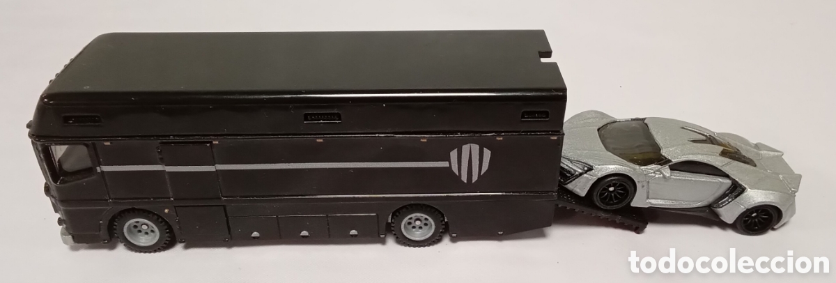 Coches a escala Hot Wheels: Hot Wheels premium team transport Lykan y cami&oacute;n Euro Hauler