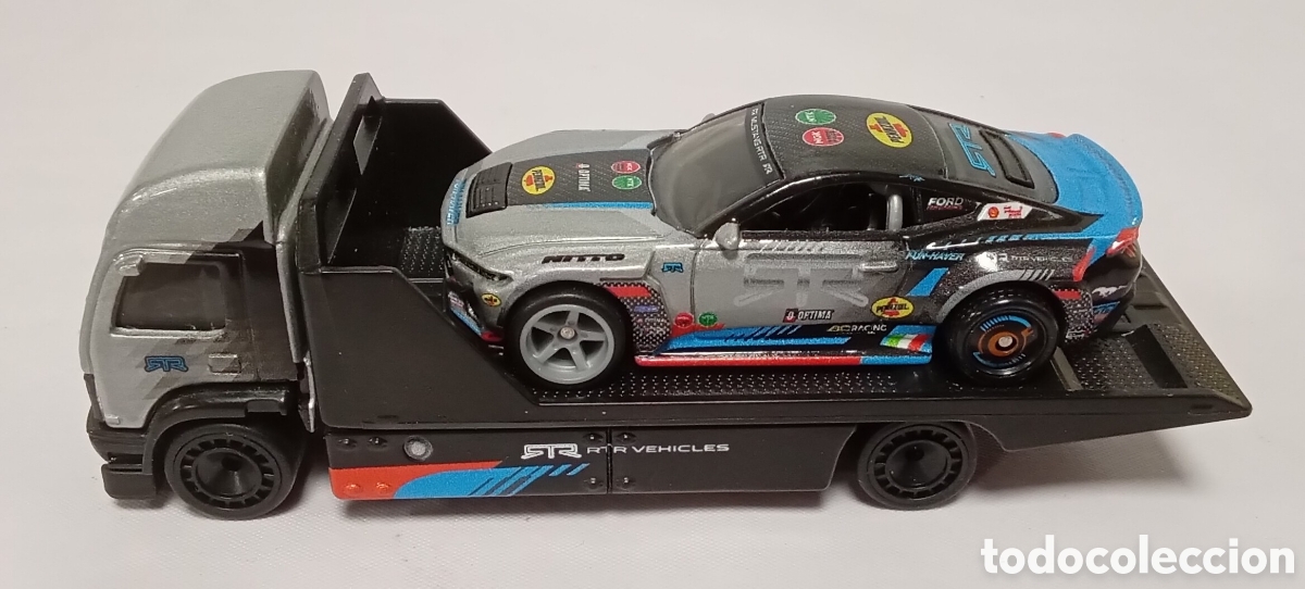 Coches a escala Hot Wheels: Hot Wheels premium team transport Mustang