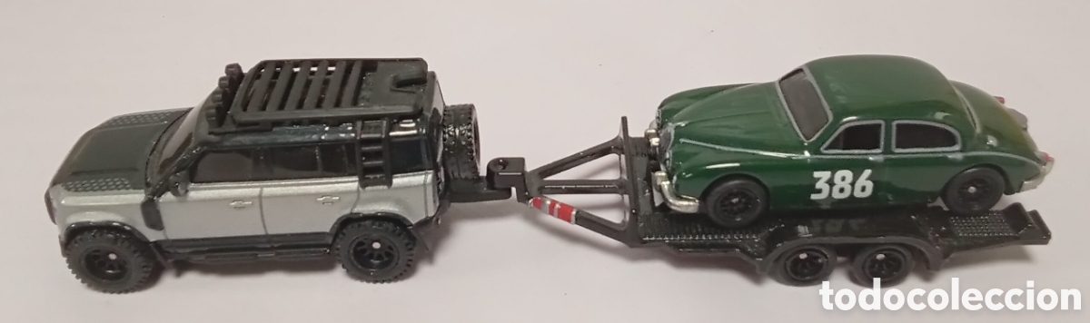 Hot Wheels premium team transport Jaguar MK1 y Land Rover Defender