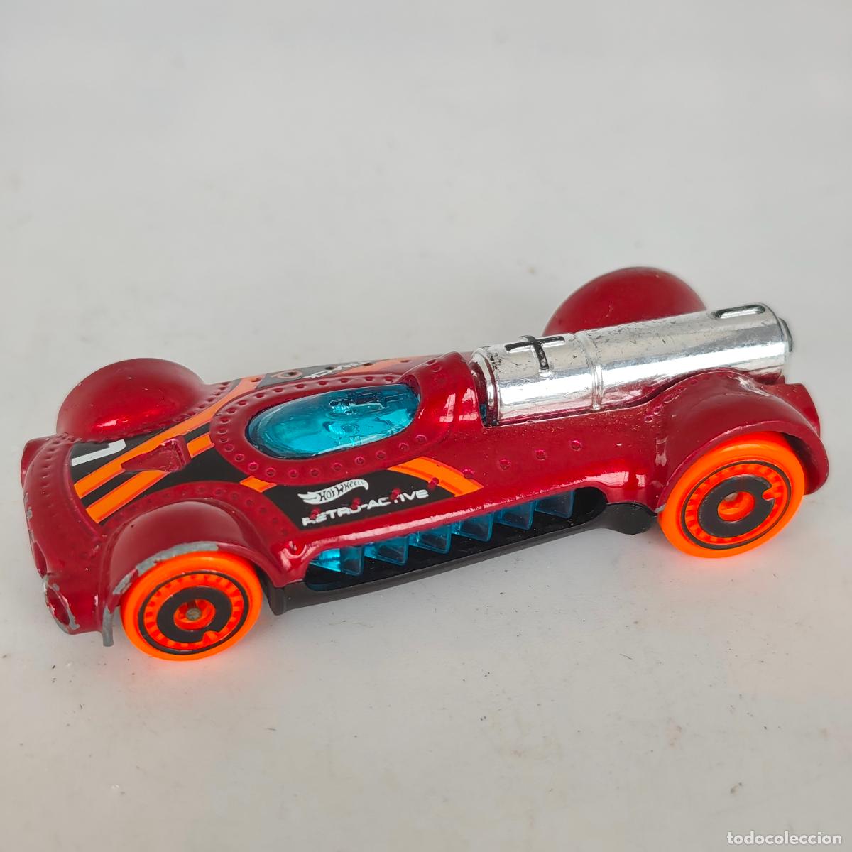 Coches a escala Hot Wheels: Mattel Hot Wheels 2010 Retro-Active Dark Red Race Car
