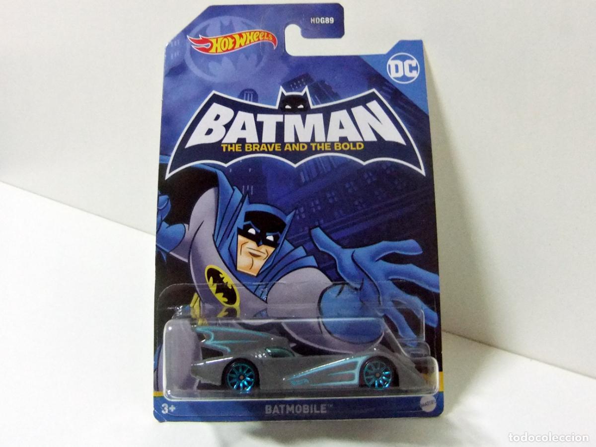 Coches a escala Hot Wheels: BATMOBILE THE BRAVE AND THE BOLD - HOT WHEELS BATMAN SERIES 1/5 2022 DC COMICS COCHE BATM&Oacute;VIL HDK78