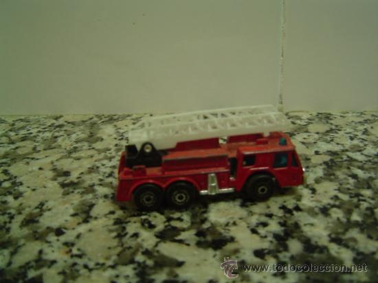 Coches a escala Matchbox: CAMION BOMBEROS  MATCHBOX 1982 - Foto 1