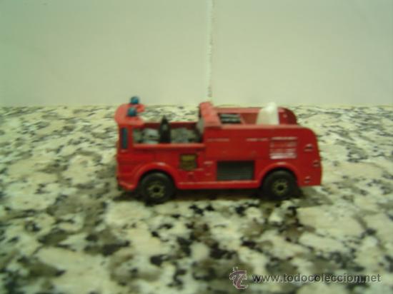 Coches a escala Matchbox: CAMION BOMBEROS MATCHBOX 1981 - Foto 1