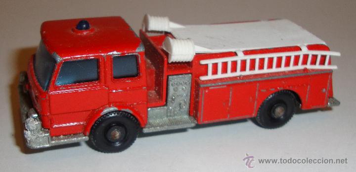 Coches a escala Matchbox: MATCHBOX SERIES N&ordm; 29 BOMBEROS - Foto 1