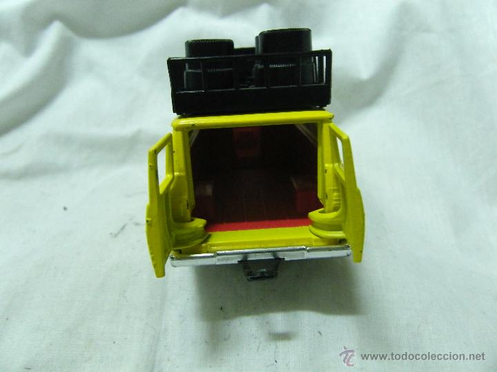 Coches a escala Matchbox: AMBULANCIA MATCHBOX SUPER KINGS - Foto 4