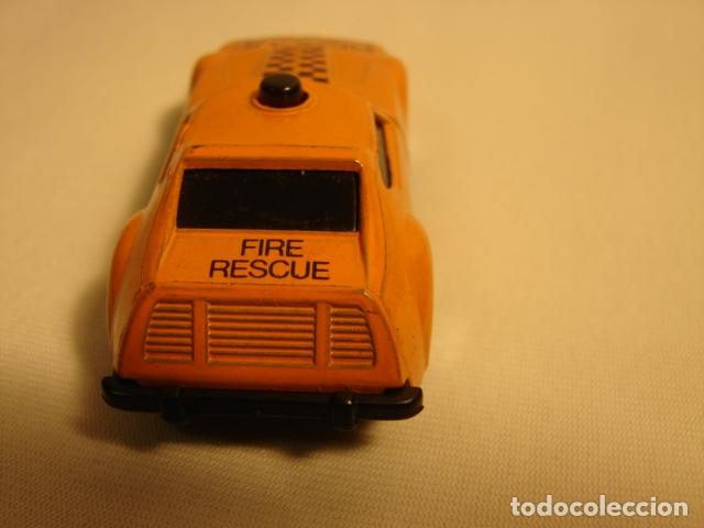 Coches a escala Matchbox: COCHE RESCUE FIRE BR 17 /18- MATCHBOX - Foto 3