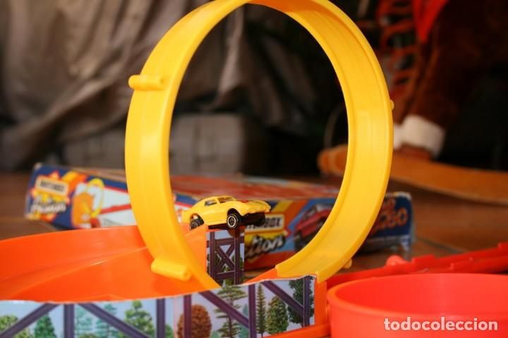 Coches a escala Matchbox: Matchbox Action Zap n Go completo - Foto 2