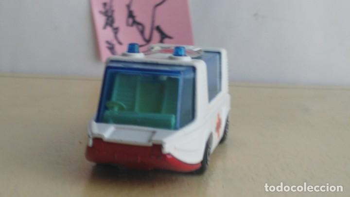 Coches a escala Matchbox: ANTIGUO COCHE DE MATCHBOX  AMBULANCIA - Foto 2