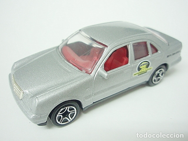 Coches a escala Matchbox: MATCHBOX MB334 B * 34 MERCEDES BENZ ECLASS - Foto 1