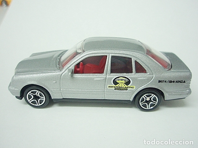 Coches a escala Matchbox: MATCHBOX MB334 B * 34 MERCEDES BENZ ECLASS - Foto 3