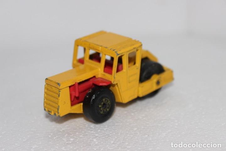 Coches a escala Matchbox: BOMAG ROAD ROLLER MATCHBOX. RODILLO COMPACTADOR - Foto 2