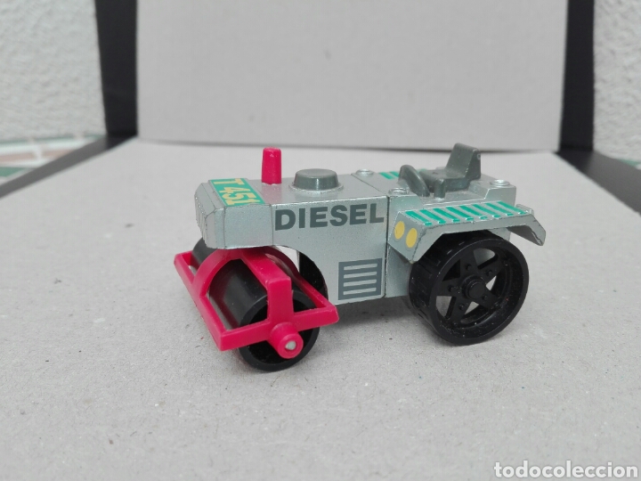 Coches a escala Matchbox: -MATCHBOX PEQUE&Ntilde;O TRACTOR DIESEL -CONNECTABLES - Foto 4