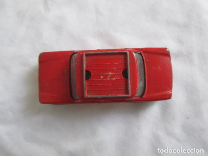 Coches a escala Matchbox: Fiat 1500 Matchbox rojo - Foto 7