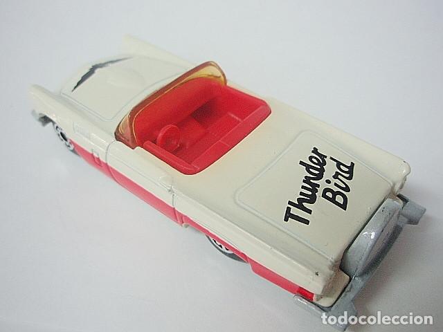 Coches a escala Matchbox: MATCHBOX MB042 B * 42 FORD THUNDERBIRD DEL 1957 - Foto 2
