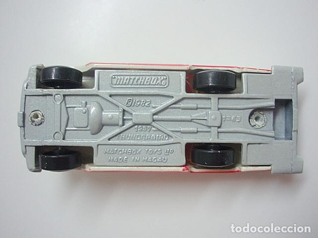 Coches a escala Matchbox: MATCHBOX MB042 B * 42 FORD THUNDERBIRD DEL 1957 - Foto 4
