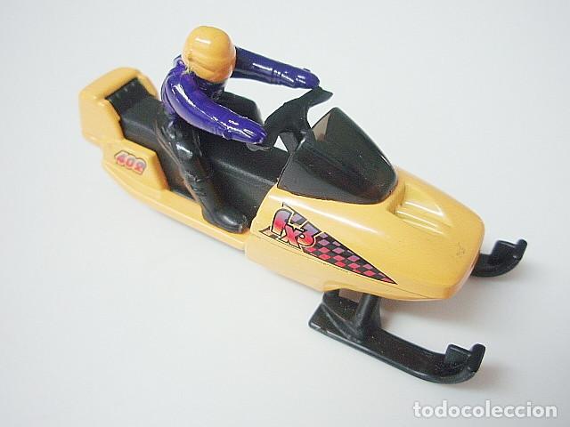 Coches a escala Matchbox: MATCHBOX MB418 C * 18 SNOWMOBILE - Foto 1