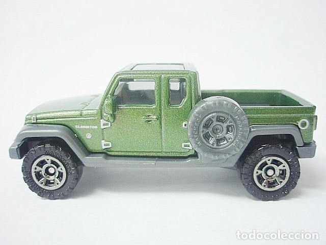 Coches a escala Matchbox: MATCHBOX MB1057 A * 57 JEEP GLADIATOR CONCEPT DEL 2005 - Foto 3