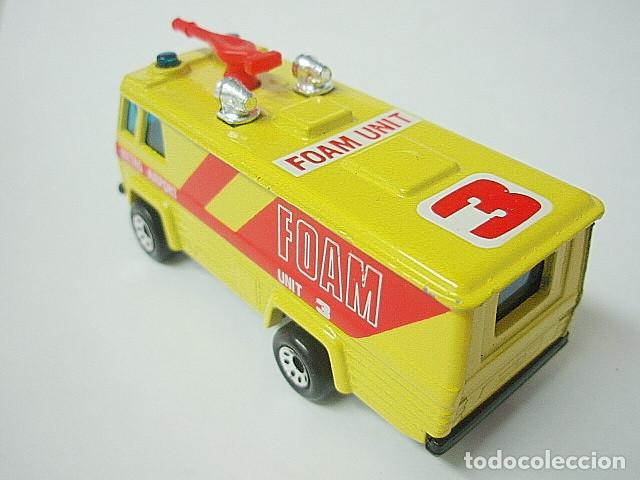 Coches a escala Matchbox: MATCHBOX MB143 C * 43 WINNEBAGO - COMMAND VEHICLE - Foto 2