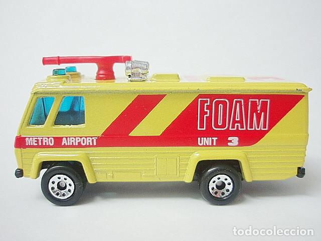 Coches a escala Matchbox: MATCHBOX MB143 C * 43 WINNEBAGO - COMMAND VEHICLE - Foto 3