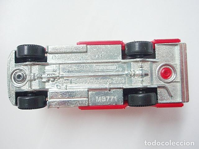 Coches a escala Matchbox: MATCHBOX MB771 A * 71 FORD E-350 AMBULANCE DEL 2008 - Foto 4