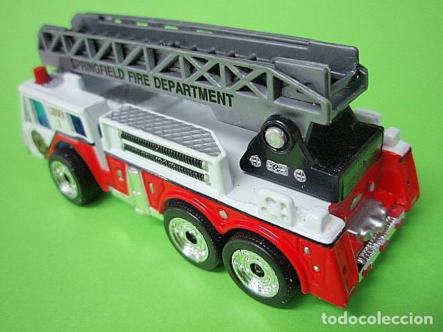Coches a escala Matchbox: MATCHBOX MB134 H * 34 OSHKOSH EXTENDING-LADDER FIRE ENGINE - Foto 2
