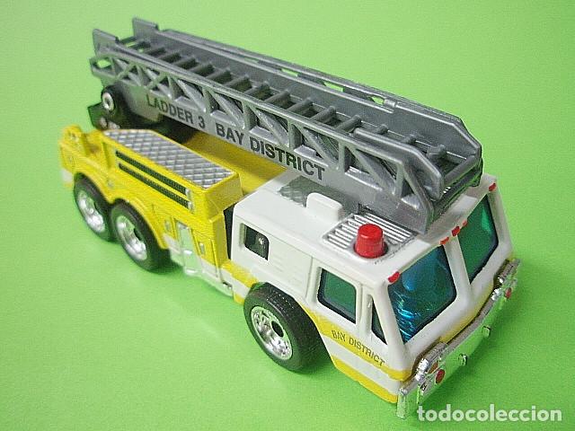 Coches a escala Matchbox: MATCHBOX MB134 P * 34 OSHKOSH EXTENDING-LADDER FIRE ENGINE - Foto 1