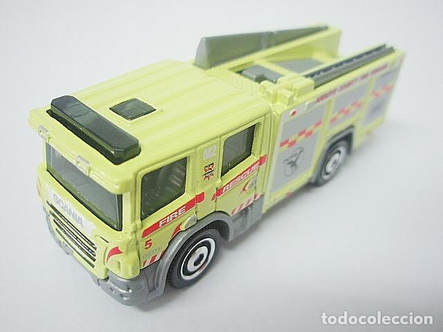 Coches a escala Matchbox: MATCHBOX MB1086 A * 86 SCANIA P 360 FIRE ENGINE - Foto 1