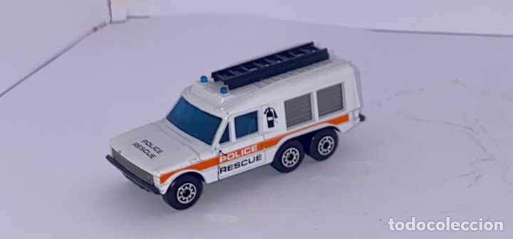 Coches a escala Matchbox: Police rescue Matchbox Carmichael commando 1/75. 1982 - Foto 1