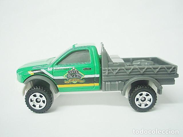 Coches a escala Matchbox: MATCHBOX MB1177 B * 77 DODGE RAM 2500 FLATBED DEL 2016 - Foto 3