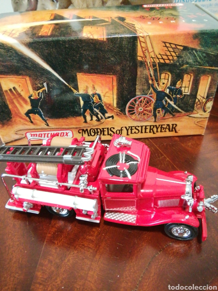 Coches a escala Matchbox: Matchbox 1932 Ford AA FIRE ENGINE - Foto 1