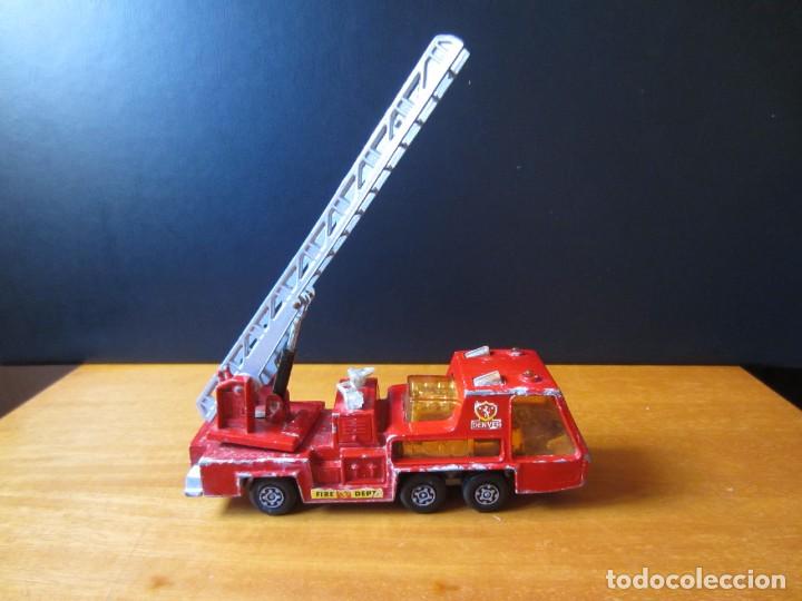 Coches a escala Matchbox: Camion de Bomberos Matchbox K-9 Fire Tender - Foto 1