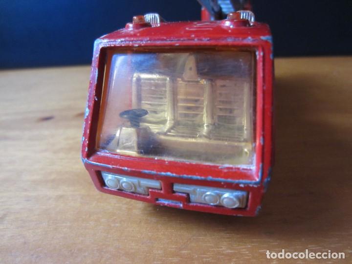 Coches a escala Matchbox: Camion de Bomberos Matchbox K-9 Fire Tender - Foto 2