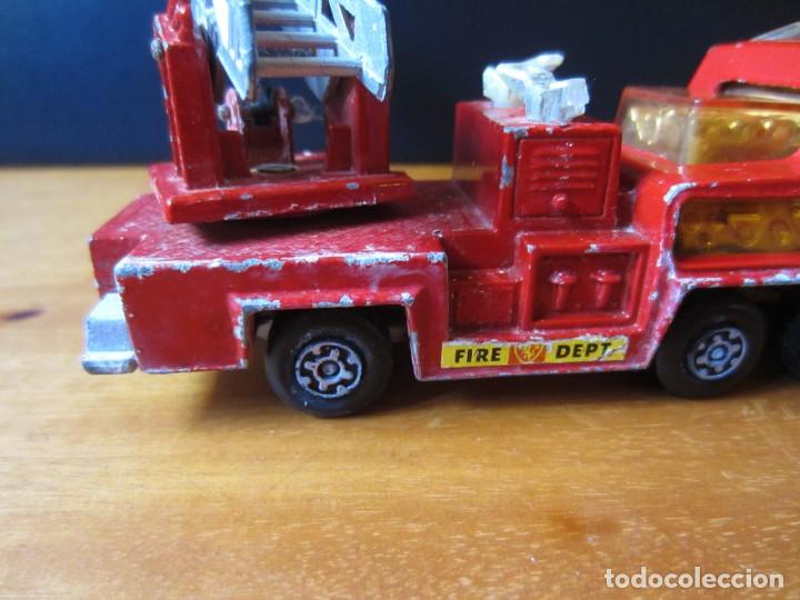 Coches a escala Matchbox: Camion de Bomberos Matchbox K-9 Fire Tender - Foto 10