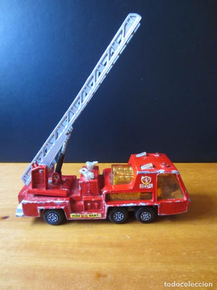 Coches a escala Matchbox: Camion de Bomberos Matchbox K-9 Fire Tender - Foto 25