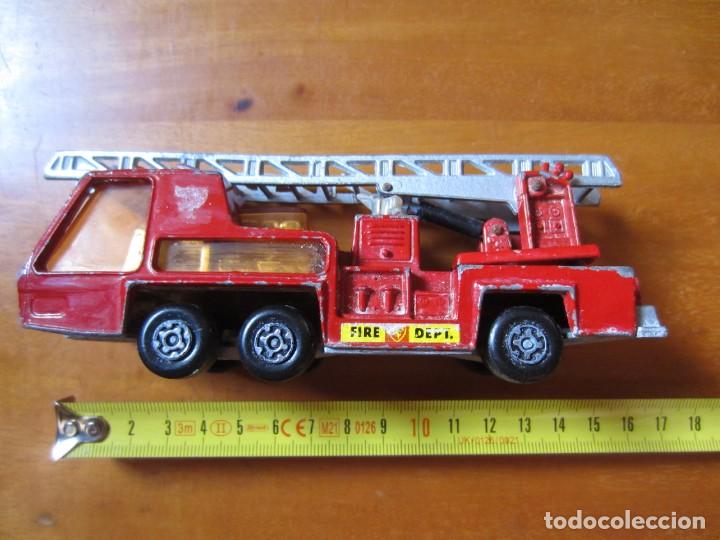 Coches a escala Matchbox: Camion de Bomberos Matchbox K-9 Fire Tender - Foto 30