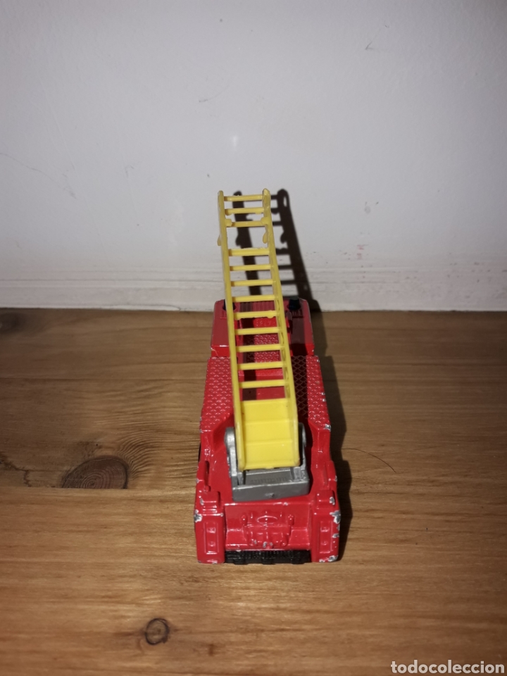 Coches a escala Matchbox: Fire engine Matchbox 1982 mattel camion bomberos - Foto 4