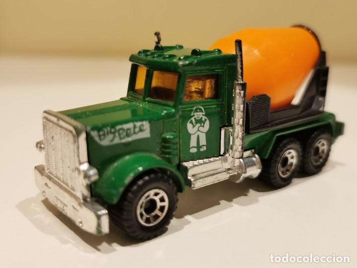 Coches a escala Matchbox: Matchbox Peterbilt cement mixer - Foto 2