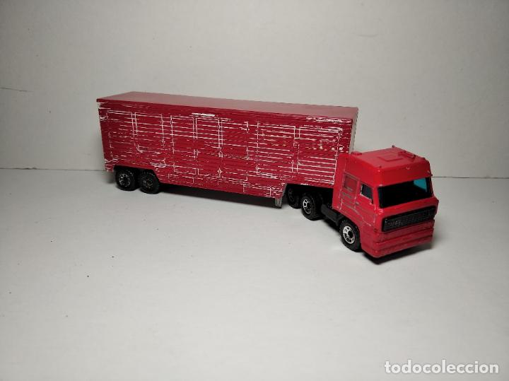 Coches a escala Matchbox: CAMION TRAILER DAF SPACE CAB MATCHBOX UNIVERSAL 1,64 - Foto 3